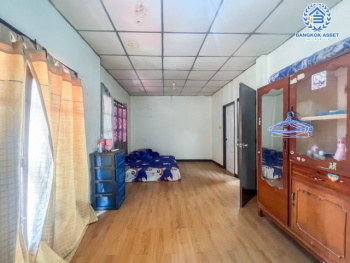 *****ทาวน์เฮ้าส์มือสองย่านนนทบุรี ม.ลภาวัน8 ราชพฤกษ์-ชัยพฤกษ์ เนื้อที่กว้างขวางถึง 24 ตร.ว. ฟังก์ชัน 3 ห้องนอน 2 ห้องน้ำ 1 ที่จอดรถ บนทำเลศักยภาพ เชื่อมต่อถ.บางกรวย-กรุงเทพ เพียง 20 นาทีก็ถึงรถไฟฟ้าสายสีม่วง "สถานีบางพลู" ใกล้ทางด่วน "บางโคล่-แจ้งวัฒนะ"